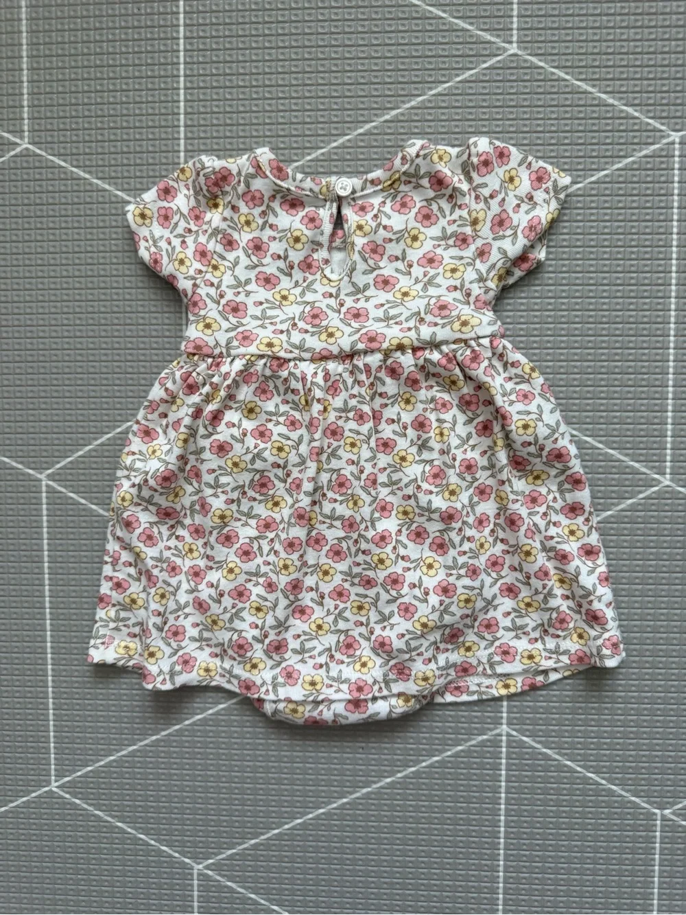Carters|Baby girl Pink & Yellow boho Floral Short-Sleeve onesie Dress•••NB,CUTE!